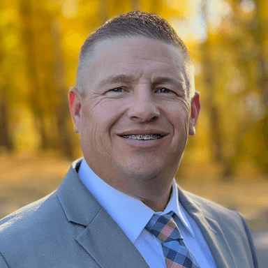 Elliot Charles Kirk, insurance agent