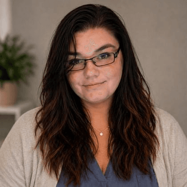 Leah Dump, insurance agent
